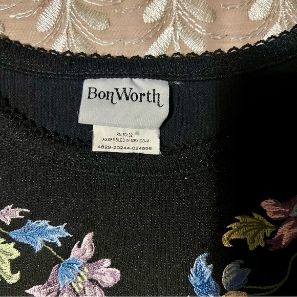 Vintage Floral Embroidered Black Sleeveless Top/Tank -SizeXL -TP23 - Picture 6 of 8